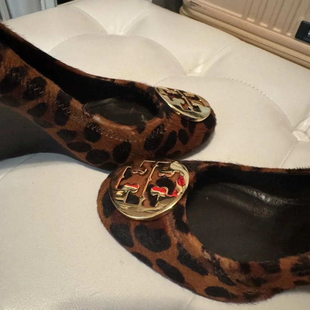 Tory Burch Leopard Print Wedges - Picture 4 of 9